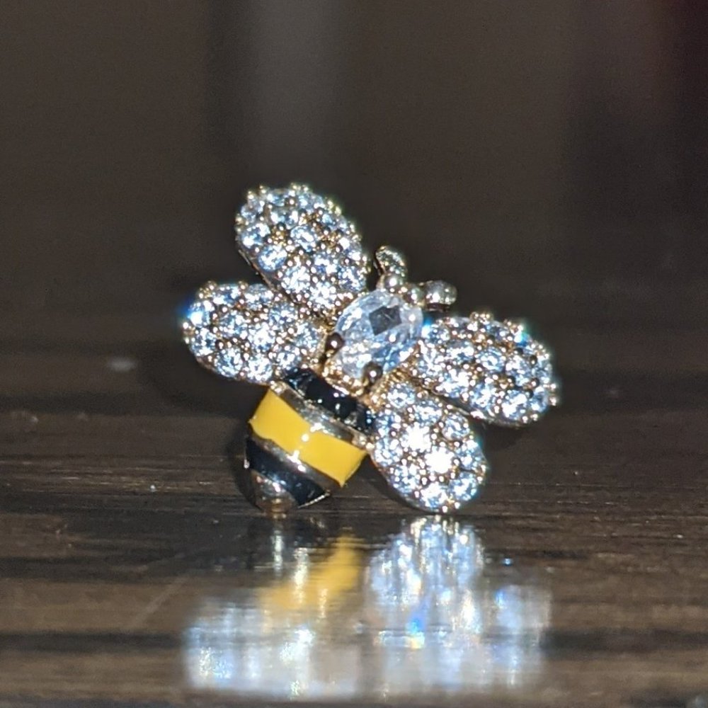 EyeCandy LA Bumblebee Stud Earrings